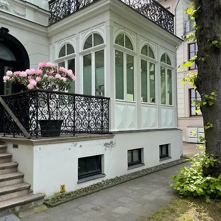 Park-Apartment *